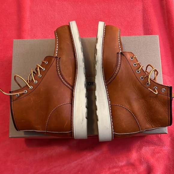 RED WING SHOES Women’s Classic Moc - Picture 3 of 8